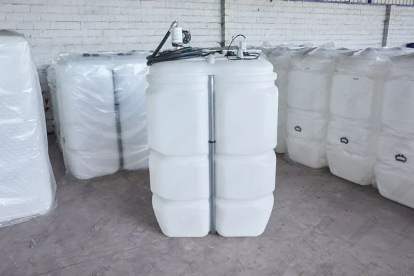 Cuve fioul polyéthylène de 1000 litres avec pompe gazole (220V) - largeur de 77 cm 9